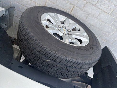 Used 2019 Chevrolet Colorado LT image 15