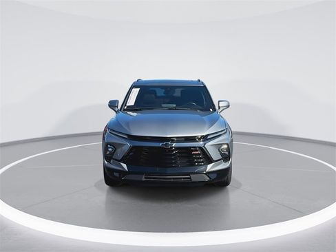 Used 2023 Chevrolet Blazer RS w/ Driver Confidence II Package image 3