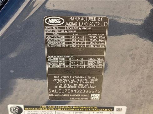 Certified 2025 Land Rover Defender 110 S AWD/4WD image 25