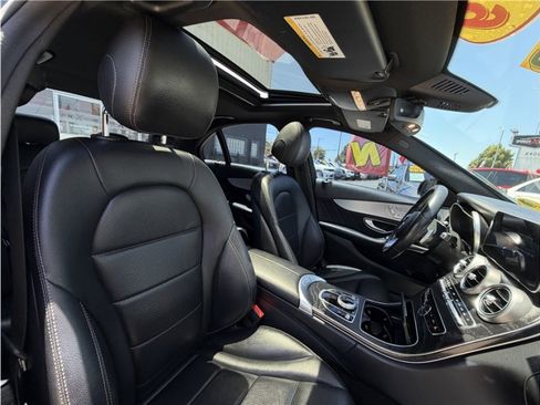 Used 2019 Mercedes-Benz C 300 Sedan image 33