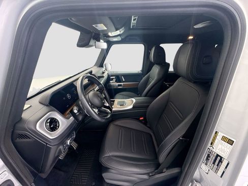 Used 2025 Mercedes-Benz G 550 image 18