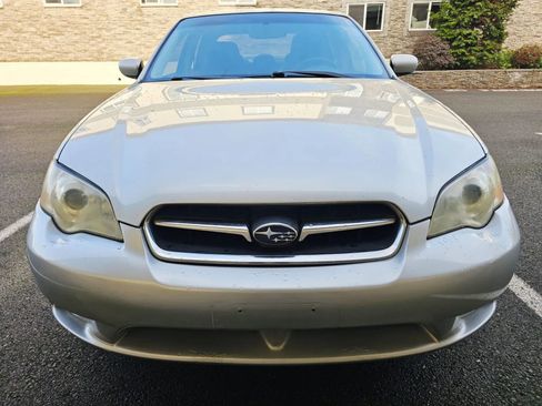 Used 2006 Subaru Legacy 2.5i Limited w/ Appearance Group 1C image 8