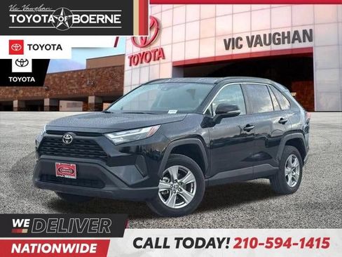 Certified 2025 Toyota RAV4 XLE AWD/4WD image 1