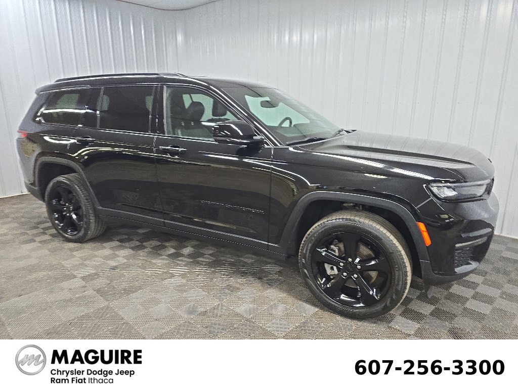 Used 2024 Jeep Grand Cherokee L Limited w/ Black Appearance Package AWD/4WD image 1