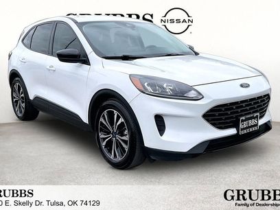 Used 2022 Ford Escape SE w/ SE Sport Appearance Package