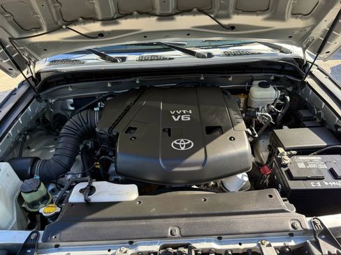 Used 2007 Toyota FJ Cruiser 2WD image 17