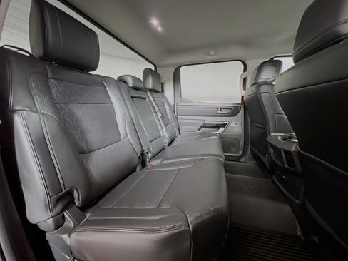 Used 2024 Toyota Tundra Limited image 23