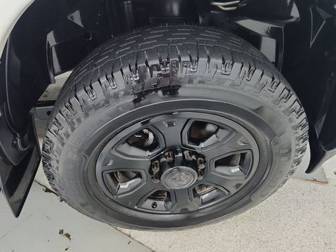 Used 2020 RAM 2500 Tradesman RWD image 26