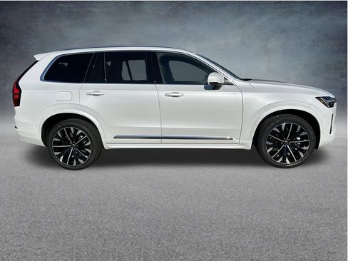 New 2026 Volvo XC90 B6 Plus AWD/4WD image 9