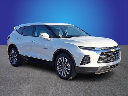 Used 2022 Chevrolet Blazer Premier image 3