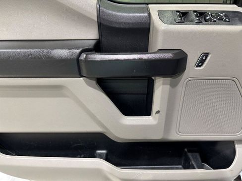 Used 2019 Ford F250 XL w/ Power Equipment Group AWD/4WD image 16