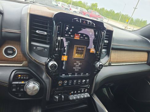 Used 2020 RAM 1500 Limited AWD/4WD image 33