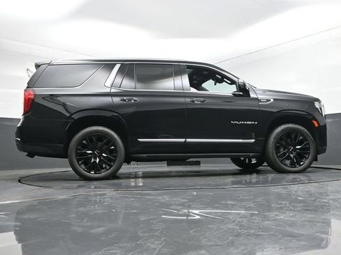 Used 2023 GMC Yukon SLT w/ SLT Premium Package AWD/4WD image 55