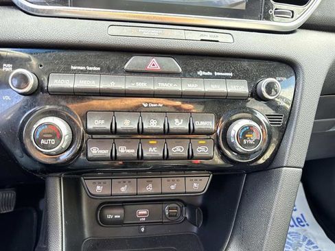 Used 2021 Kia Sportage EX w/ EX Technology Package AWD/4WD image 17