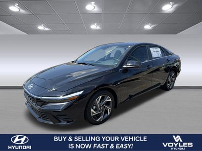 New 2025 Hyundai Elantra Limited w/ Cargo Package