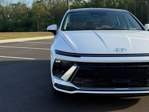 New 2026 Hyundai Sonata Limited image 27
