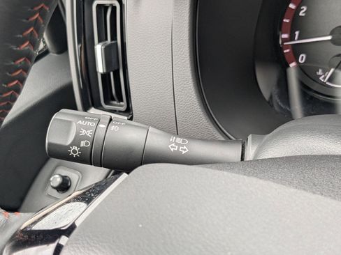 Used 2025 Nissan Frontier Pro-X RWD image 16