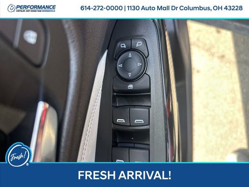 Used 2025 Chevrolet Trax LT w/ LT Convenience Package image 13