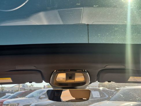 Used 2025 Volvo XC60 B5 Ultra w/ Protection Package image 24