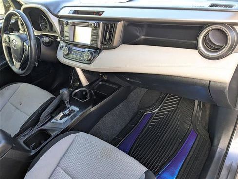 Used 2018 Toyota RAV4 XLE image 20