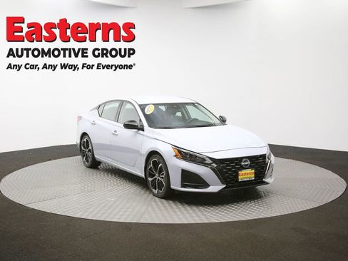 Used 2023 Nissan Altima 2.5 SR image 45