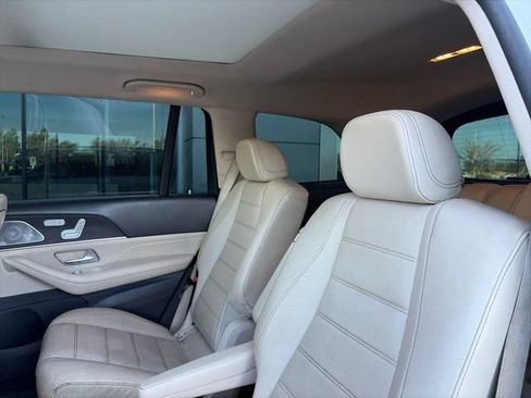Used 2020 Mercedes-Benz GLS 450 4MATIC image 10
