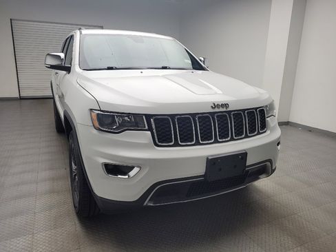 Used 2019 Jeep Grand Cherokee Limited AWD/4WD image 14