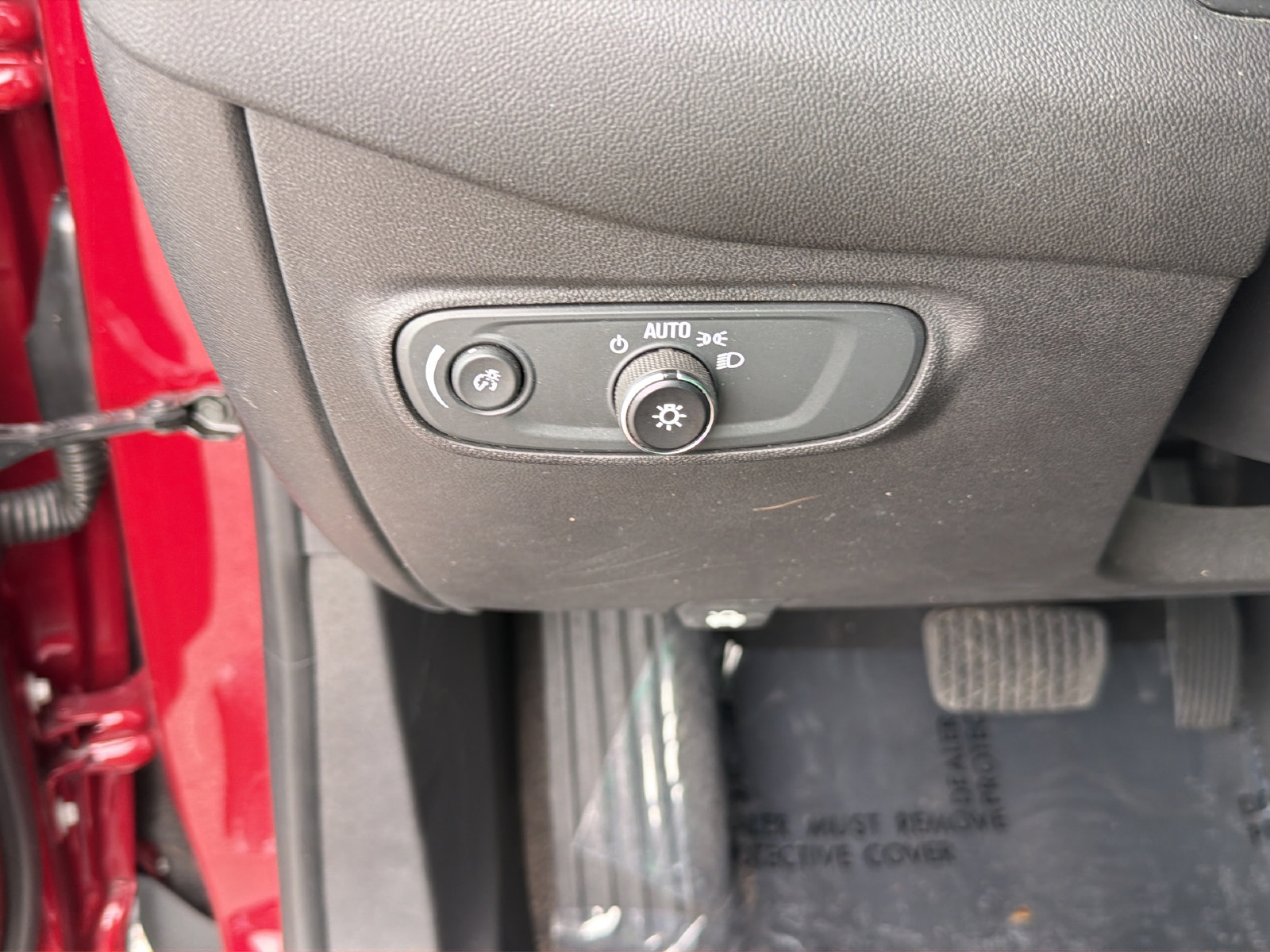 Used 2020 Chevrolet Equinox LT FWD image 19