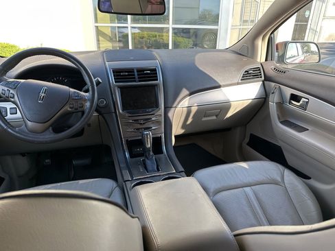 Used 2014 Lincoln MKX FWD w/ Equipment Group 102A image 11