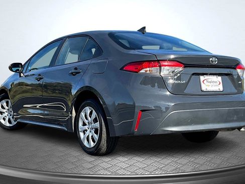 Used 2023 Toyota Corolla LE image 13