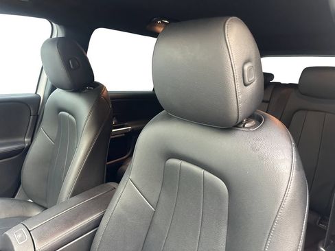 Used 2021 Mercedes-Benz GLB 250 w/ Premium Package image 26