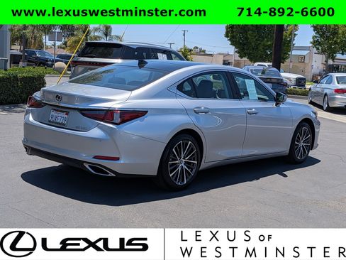 Certified 2025 Lexus ES 350 w/ Premium Package FWD image 8
