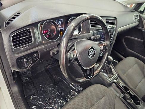 Used 2019 Volkswagen Golf S FWD image 13