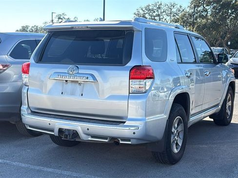 Used 2013 Toyota 4Runner SR5 image 7