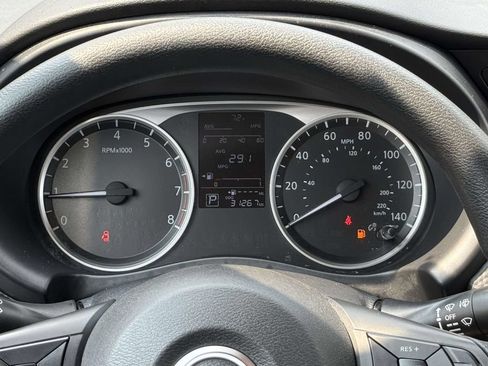 Used 2023 Nissan Kicks S FWD image 19