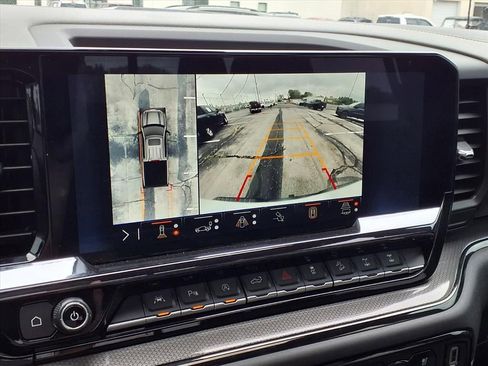 Used 2024 Chevrolet Silverado 1500 ZR2 w/ Technology Package image 14