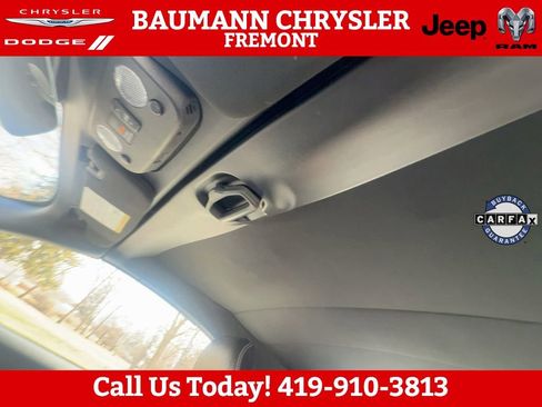 Used 2022 Ford Mustang Premium RWD image 22
