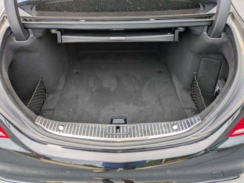Used 2017 Mercedes-Benz S 550 Sedan image 13