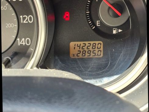 Used 2009 Nissan Versa 1.8 S w/ PWR Pkg image 12