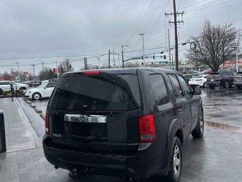 Used 2013 Honda Pilot LX image 11