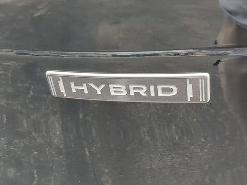 Certified 2025 Subaru Forester Touring AWD/4WD image 11