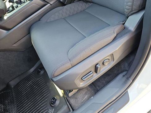 Used 2026 Toyota Tundra SR5 w/ SX Package AWD/4WD image 4