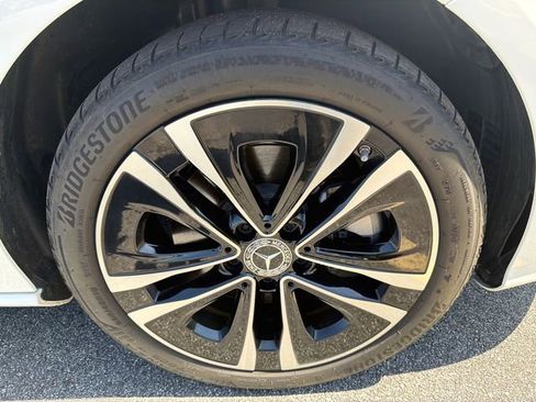 Used 2025 Mercedes-Benz CLA 250 image 12
