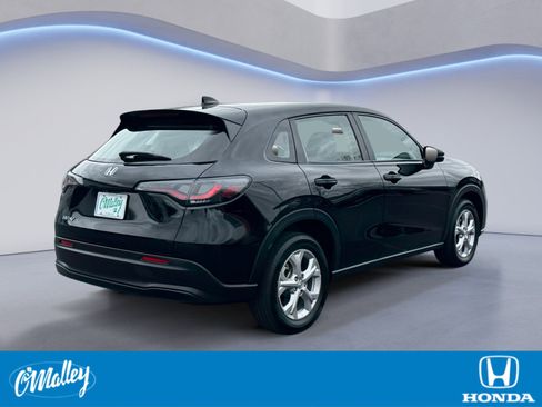 Certified 2023 Honda HR-V LX image 5