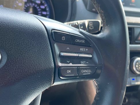 Used 2021 Hyundai Kona SEL AWD/4WD image 25