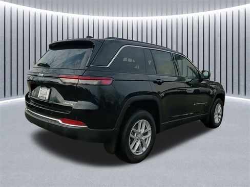 New 2025 Jeep Grand Cherokee Laredo X w/ Luxury Tech Group I image 9