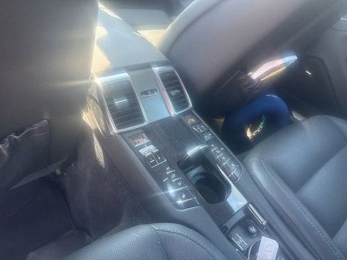 Used 2015 Porsche Panamera 4 AWD/4WD image 15
