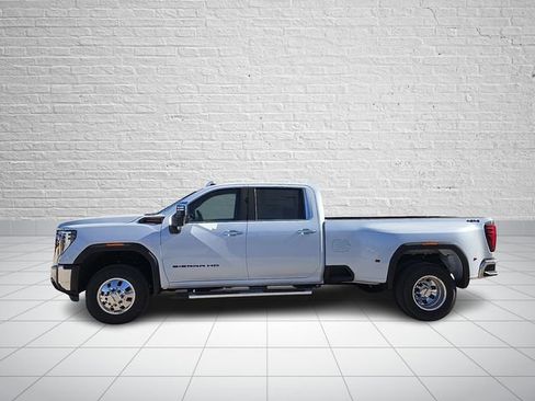 New 2026 GMC Sierra 3500 SLT w/ SLT Premium Package image 2