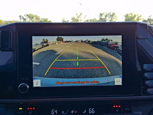 Used 2025 Toyota Camry SE FWD image 18