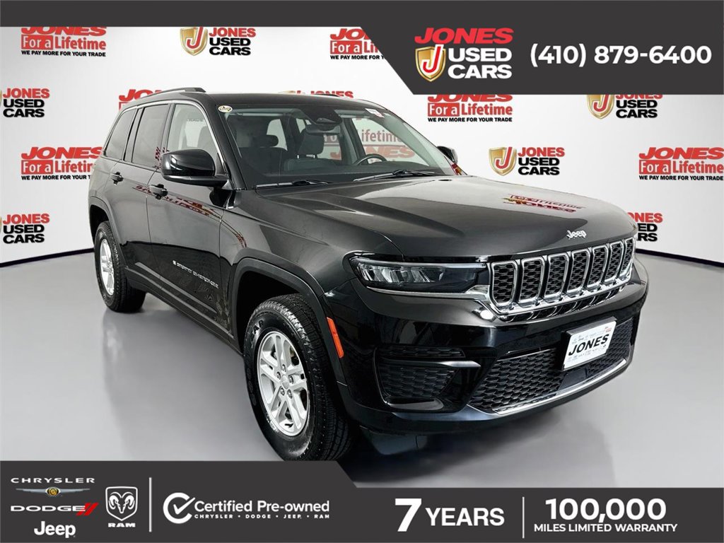 Used 2023 Jeep Grand Cherokee Laredo w/ Luxury Tech Group I AWD/4WD image 1